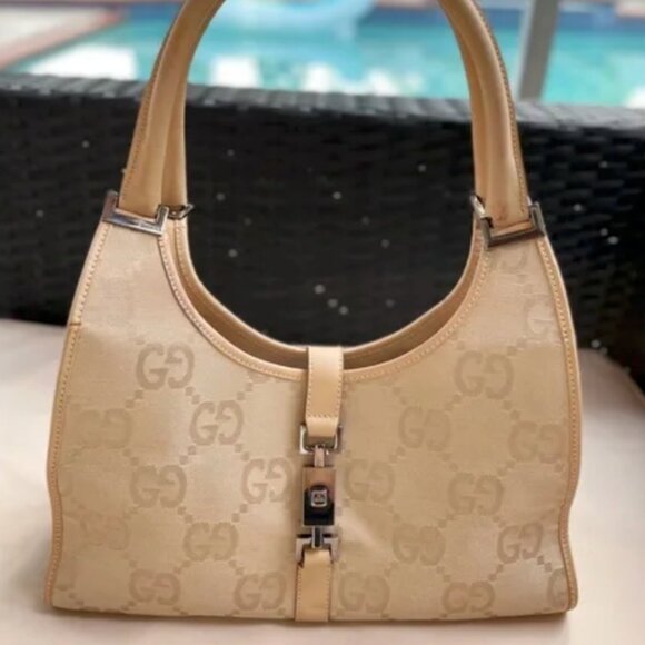 Gucci Vintage Large Logo Monogram Jackie Shoulder Hobo Bag in Beige Cream - Picture 3 of 16